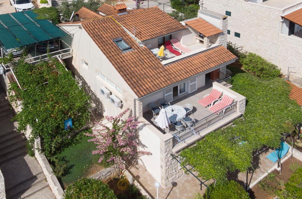 Apartment Damir Постира Екстериор снимка
