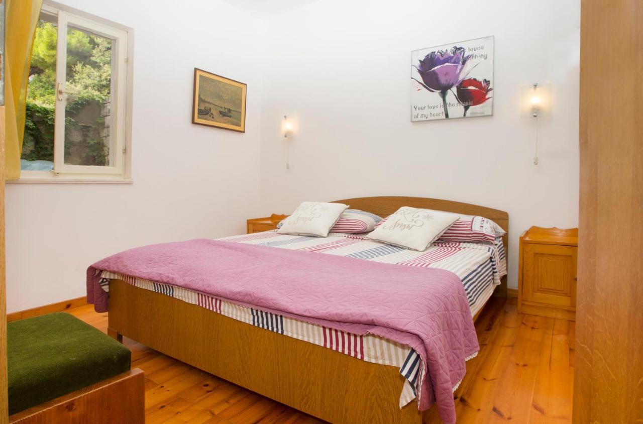 Apartment Damir Постира Екстериор снимка