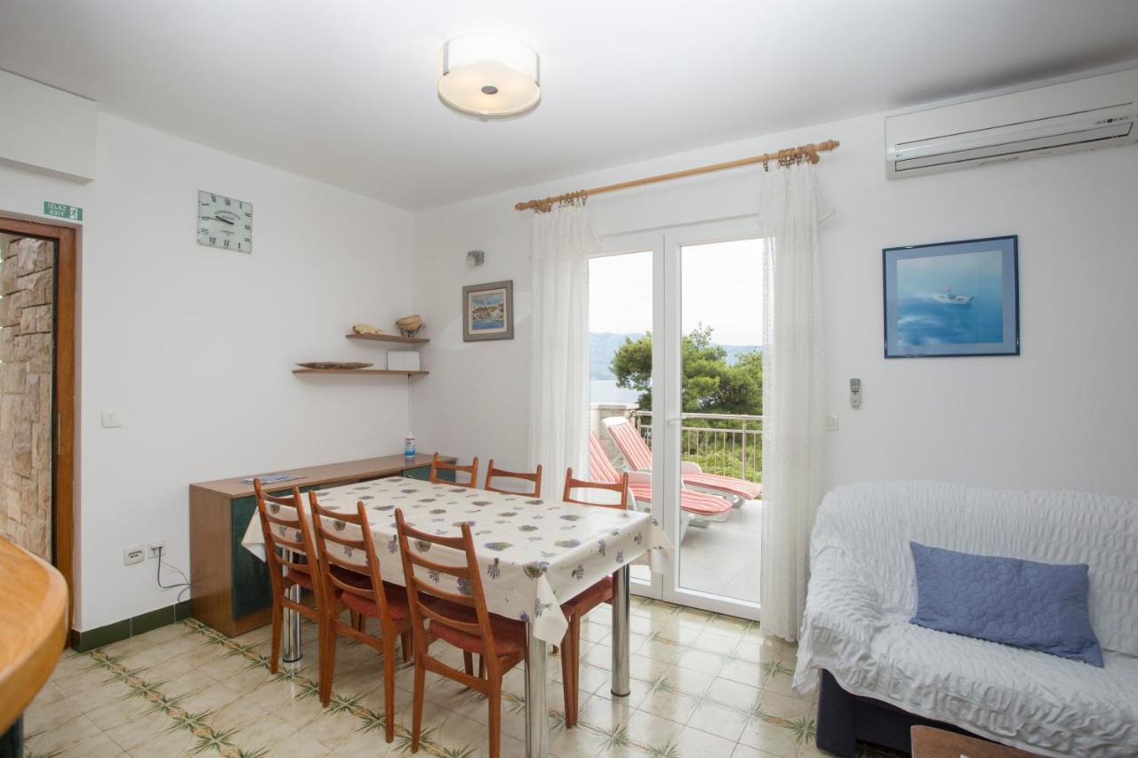 Apartment Damir Постира Екстериор снимка